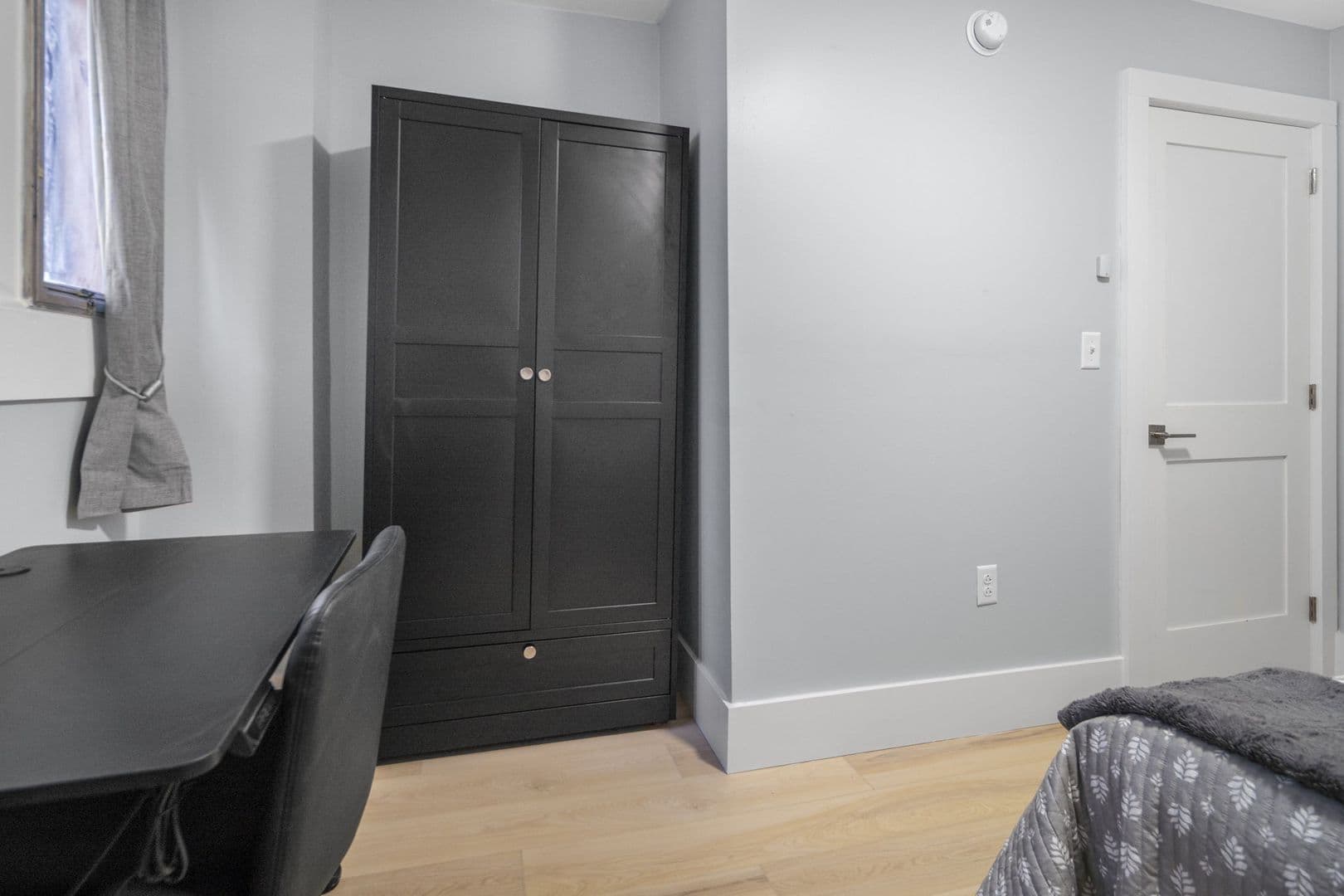 Ithaca Apartment: 104 Harvard Pl