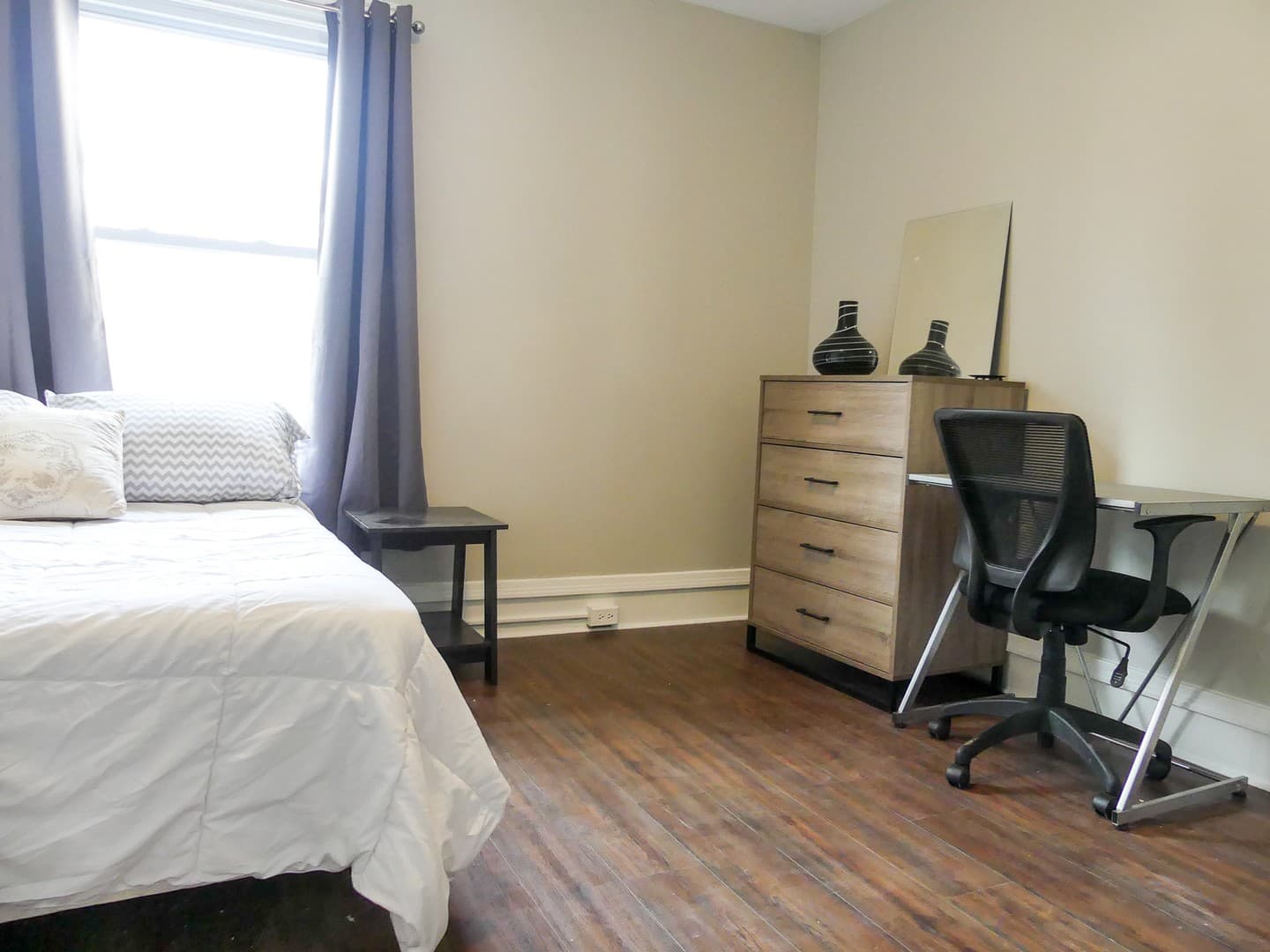 Ithaca Apartment: 144 Linn St.
