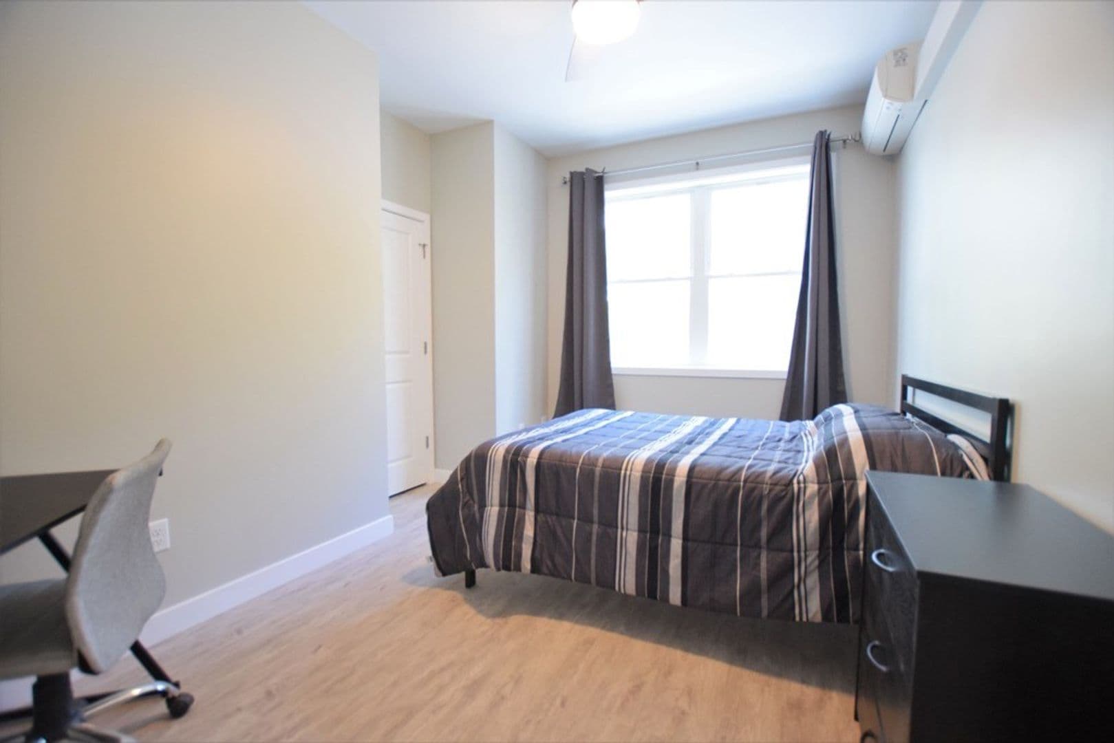 Ithaca Apartment: 217 Columbia St.