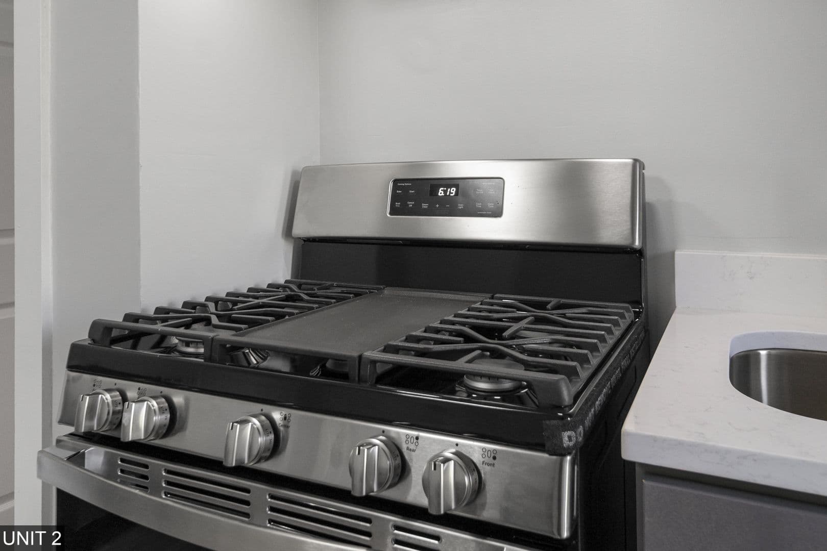 Ithaca Apartment: 710 Stewart Ave