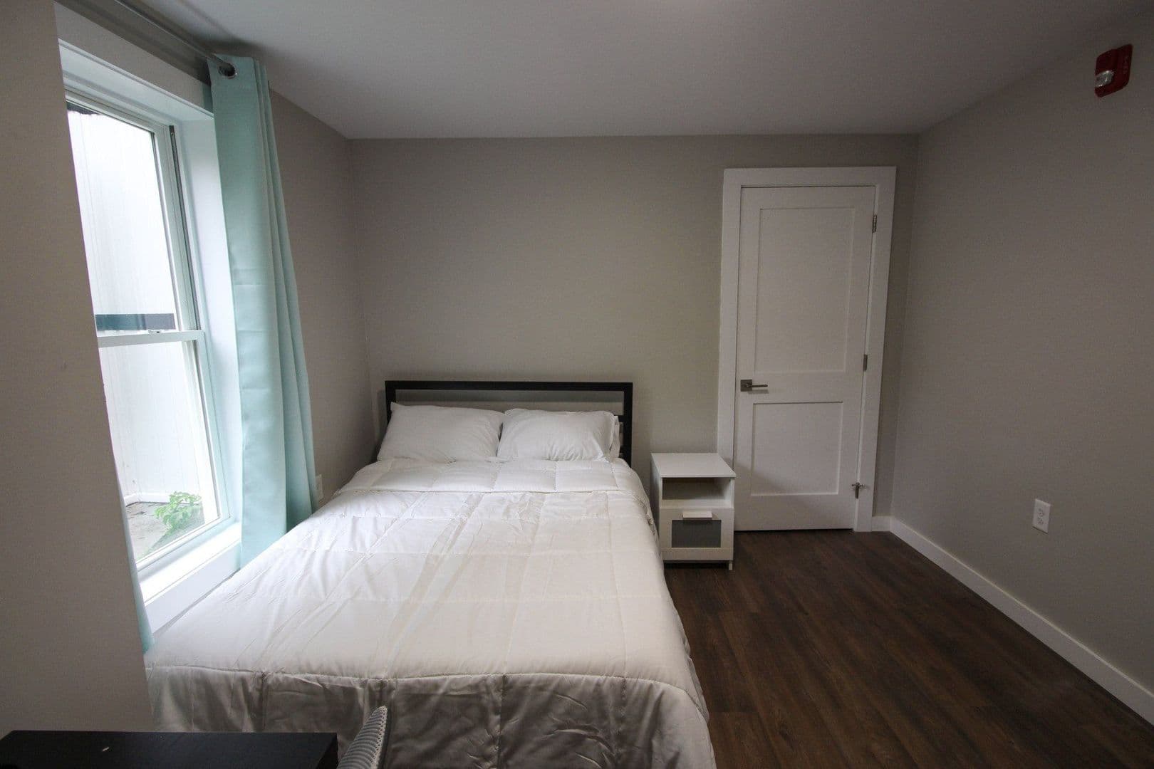 Ithaca Apartment: 522 Stewart Ave