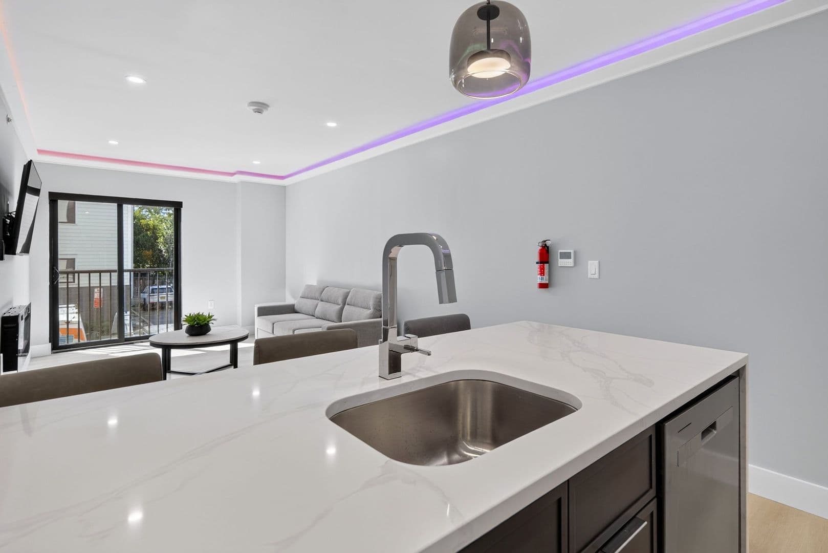 Ithaca Apartment: 201 Oak Avenue