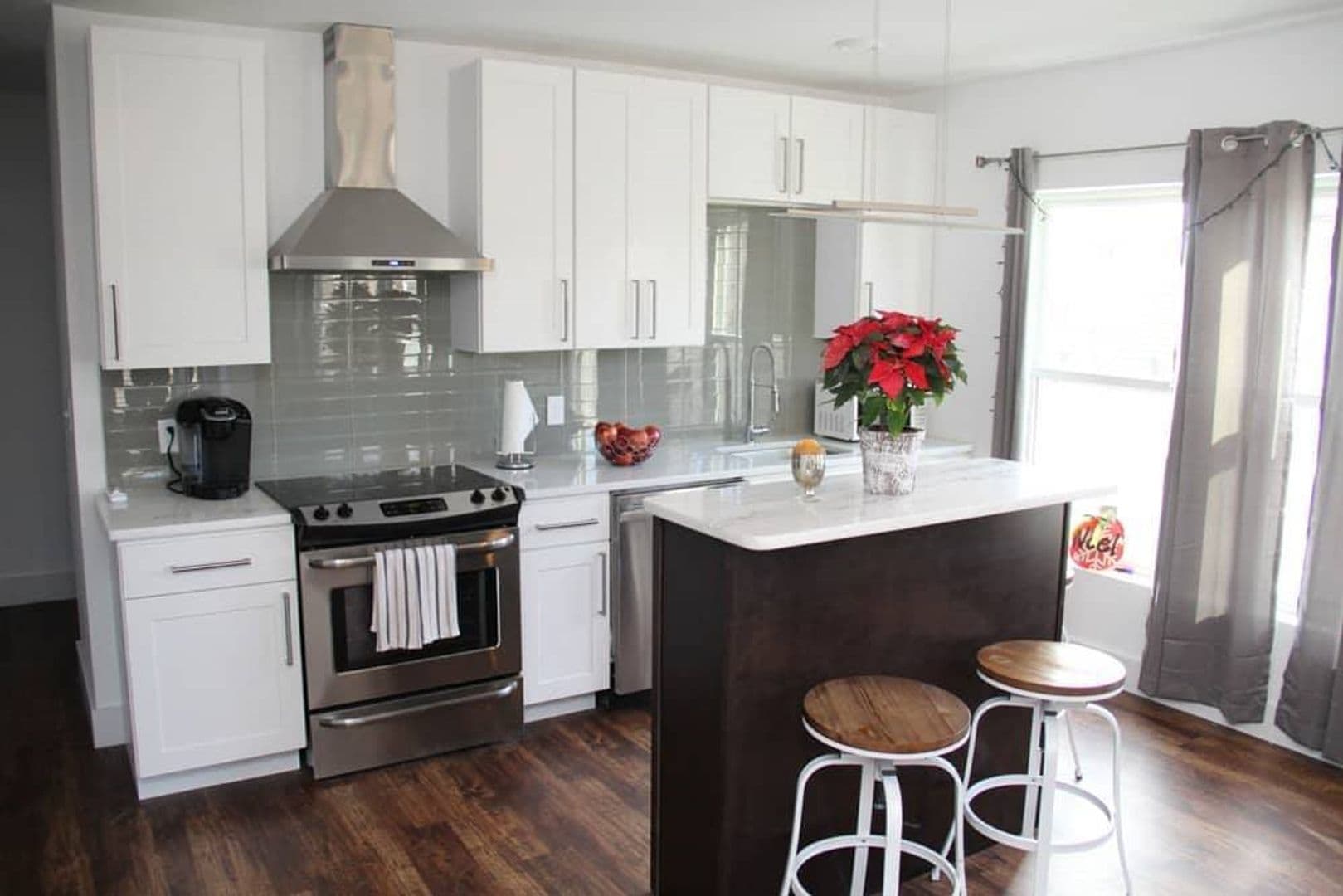 Ithaca Apartment: 707 E. Seneca St
