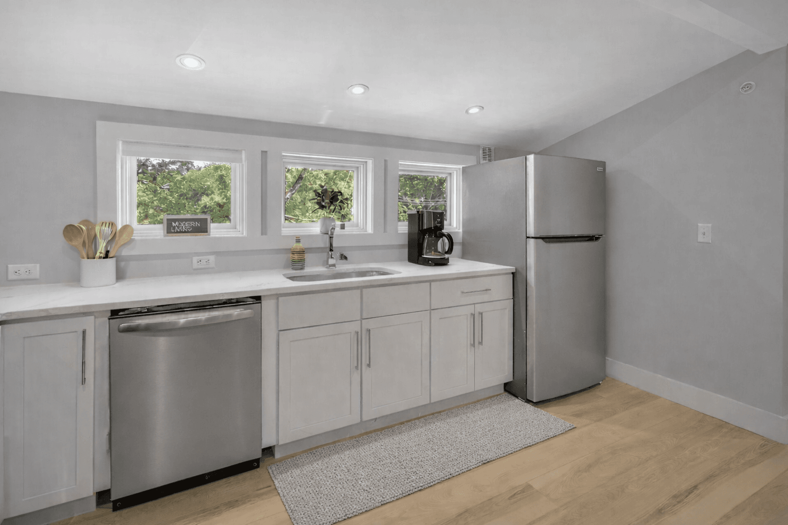 Ithaca Apartment: 200 Highland Ave