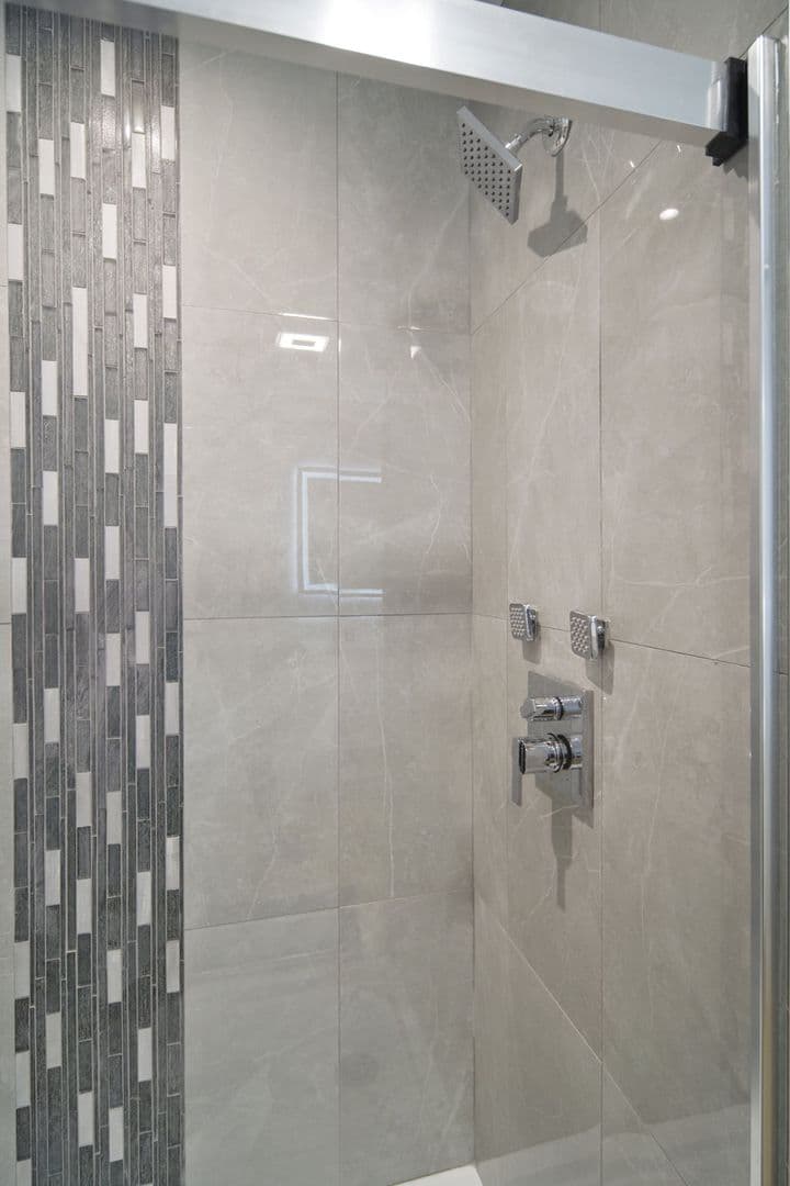 Ithaca Apartment: 601 E State St
