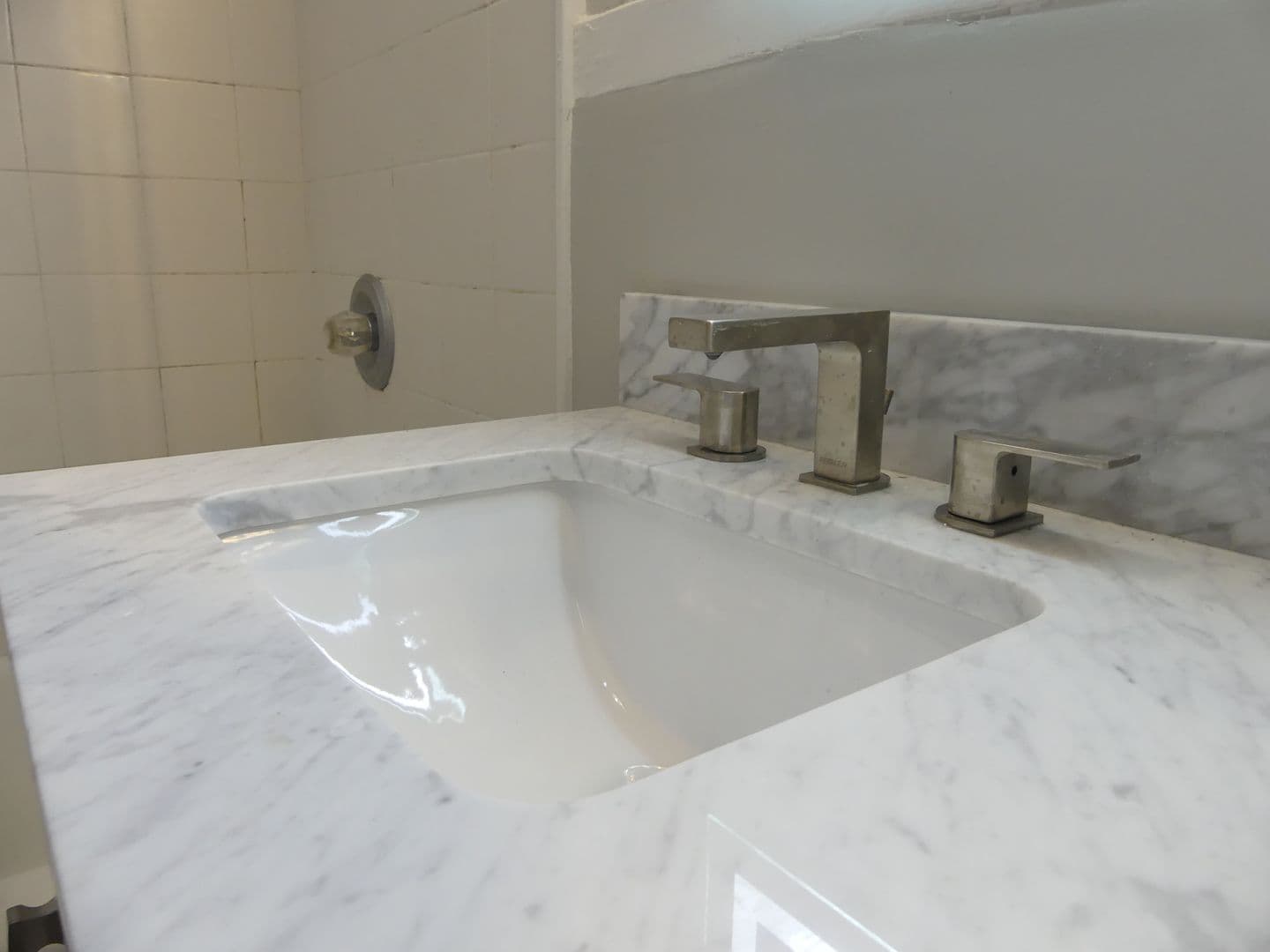Ithaca Apartment: 609 E State St