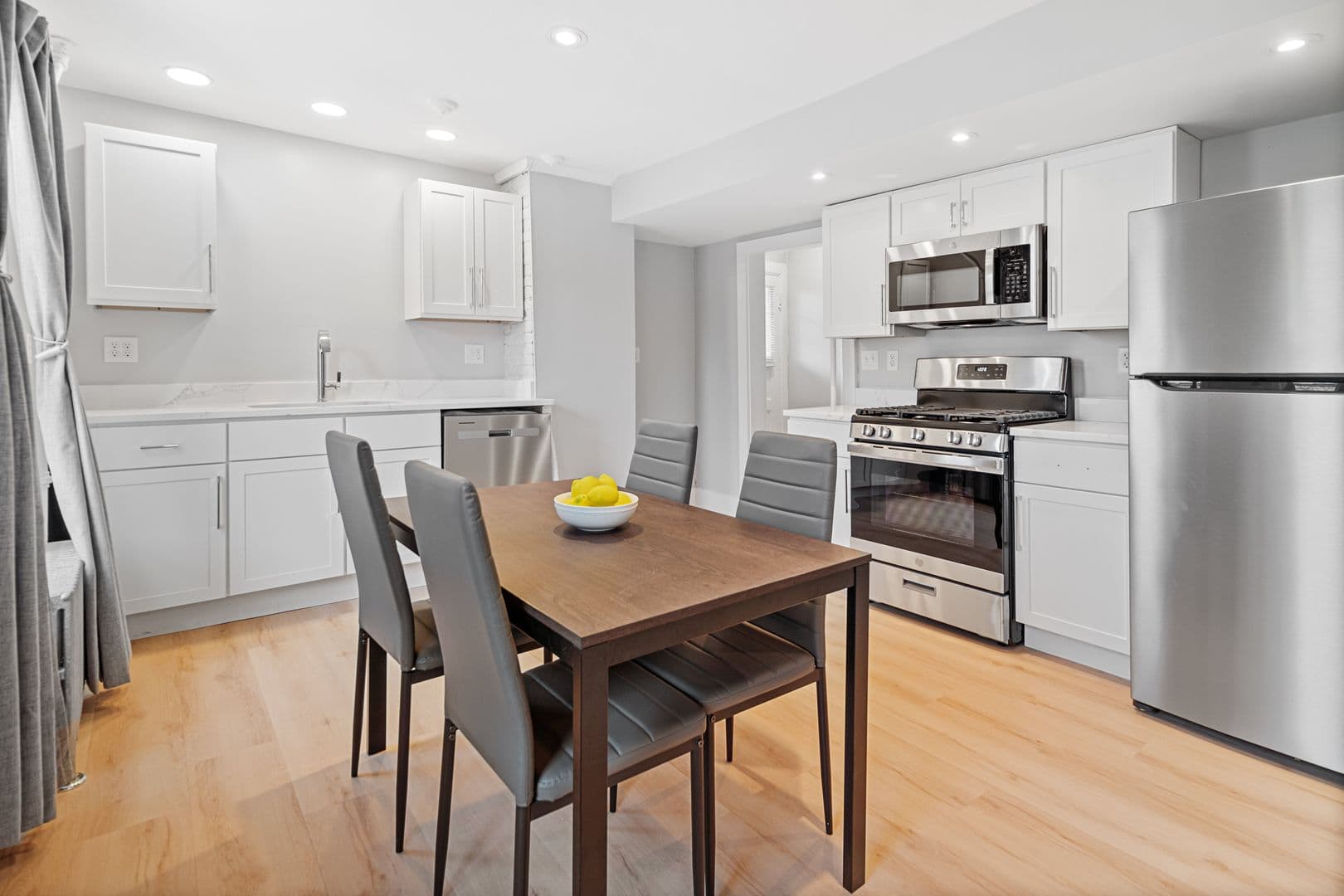 Ithaca Apartment: 202 Stewart Ave