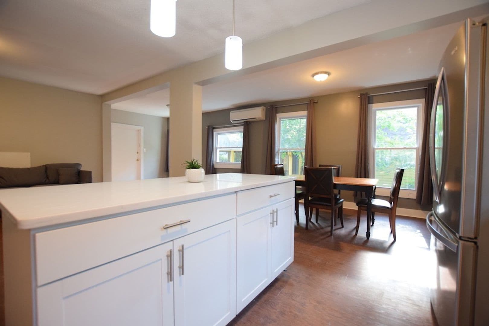 Ithaca Apartment: 1002 N. Aurora St.