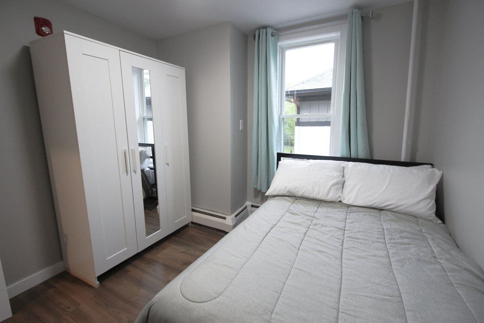 Ithaca Apartment: 522 Stewart Ave