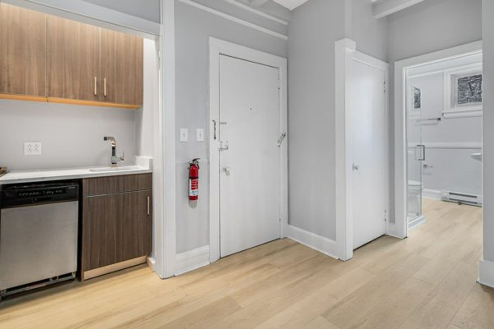 Ithaca Apartment: 504 Stewart Ave