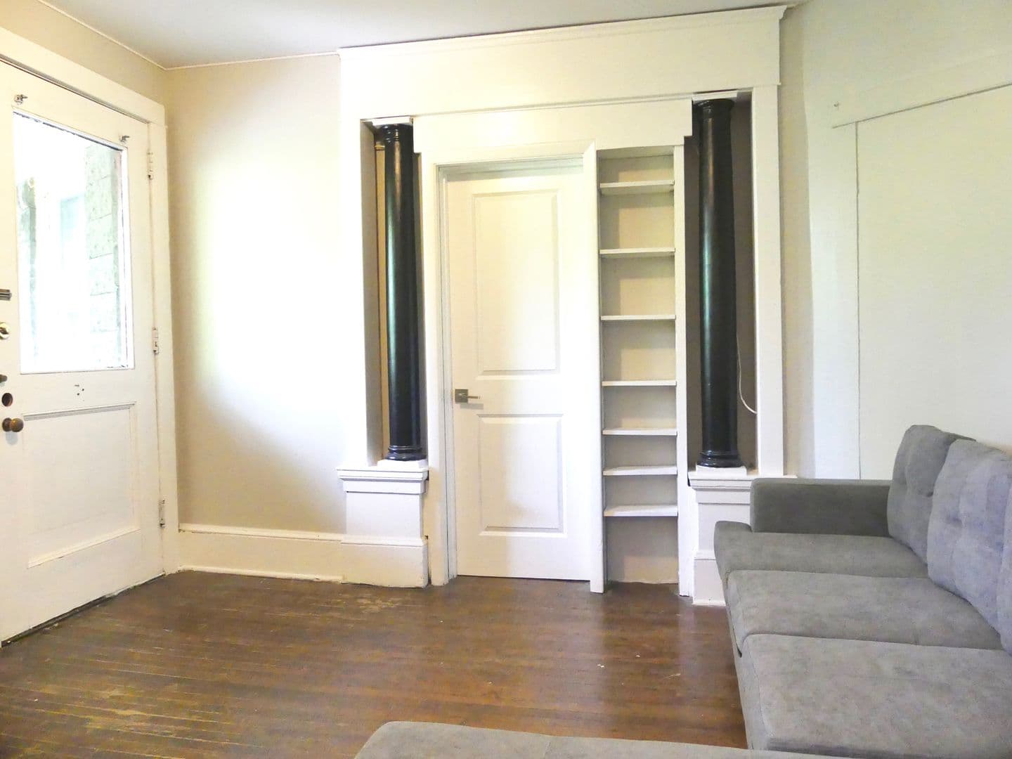 Ithaca Apartment: 609 E State St