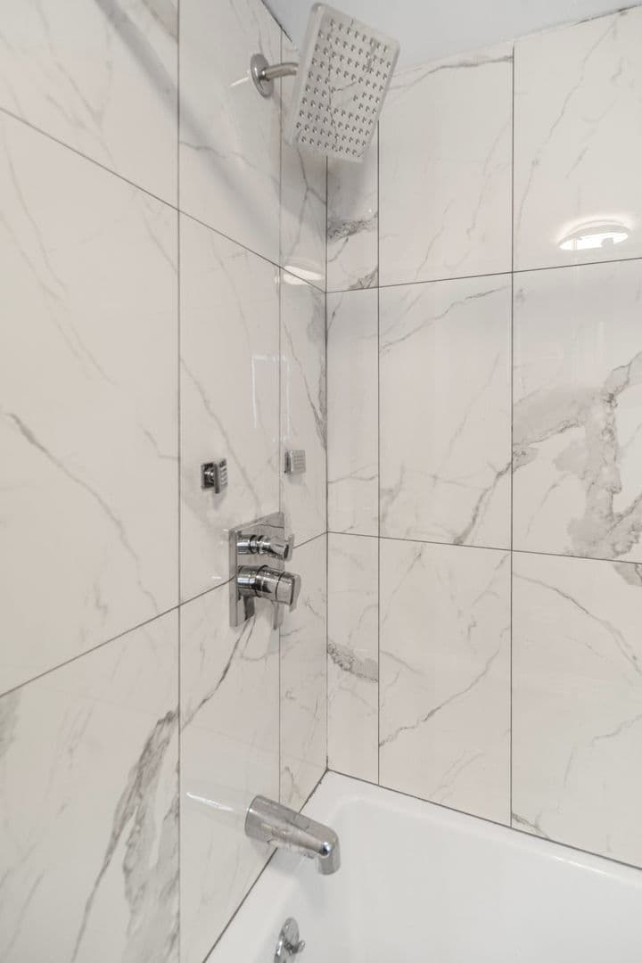 Ithaca Apartment: 710 Stewart Ave