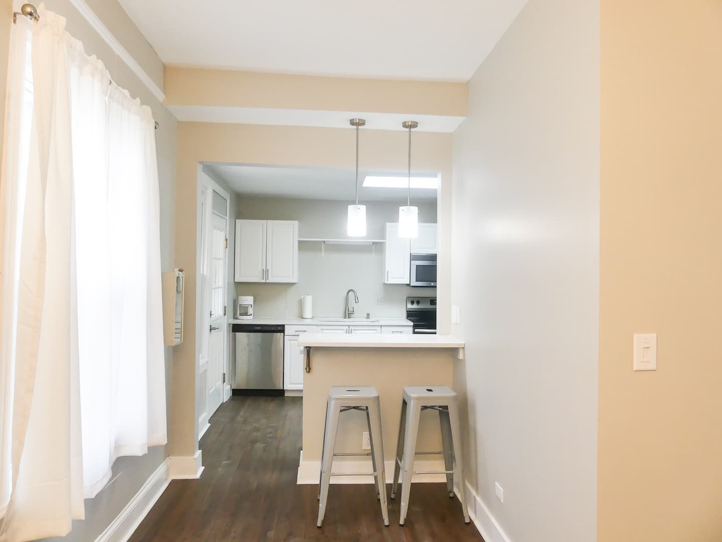 Ithaca Apartment: 144 Linn St.