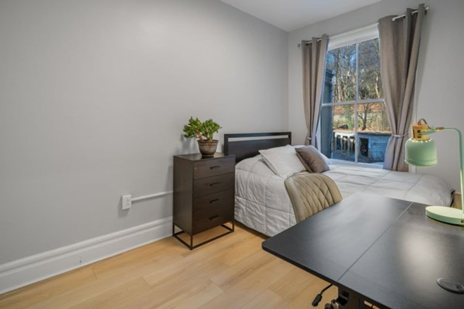 Ithaca Apartment: 702 E State St