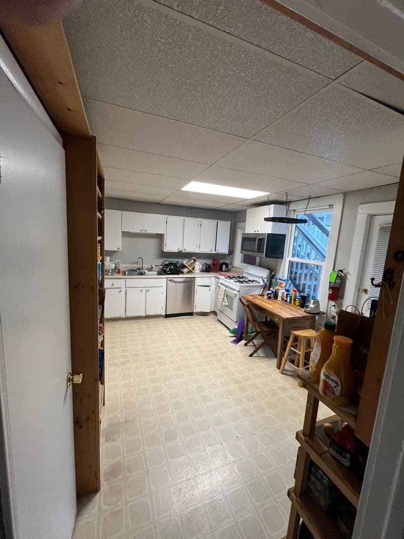 Ithaca Apartment: 414 E Marshall St