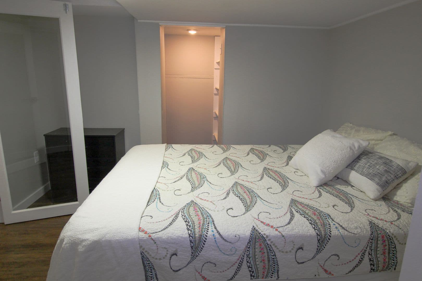 Ithaca Apartment: 230 Bryant Ave