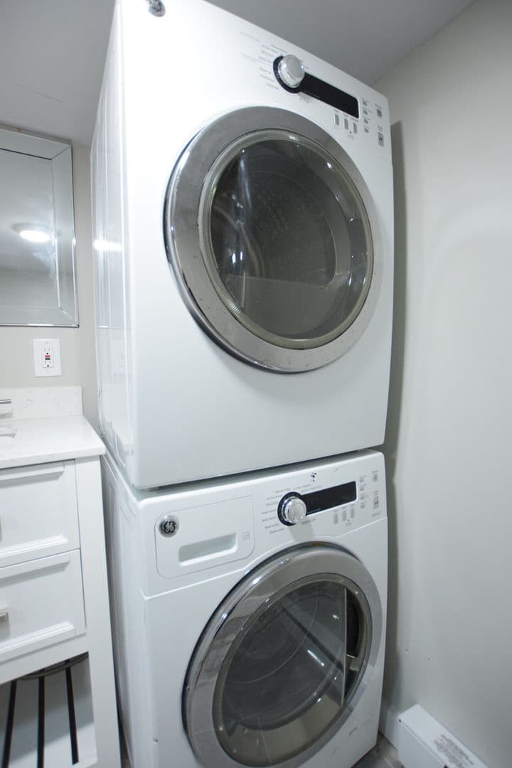 Ithaca Apartment: 1002 N. Aurora St.