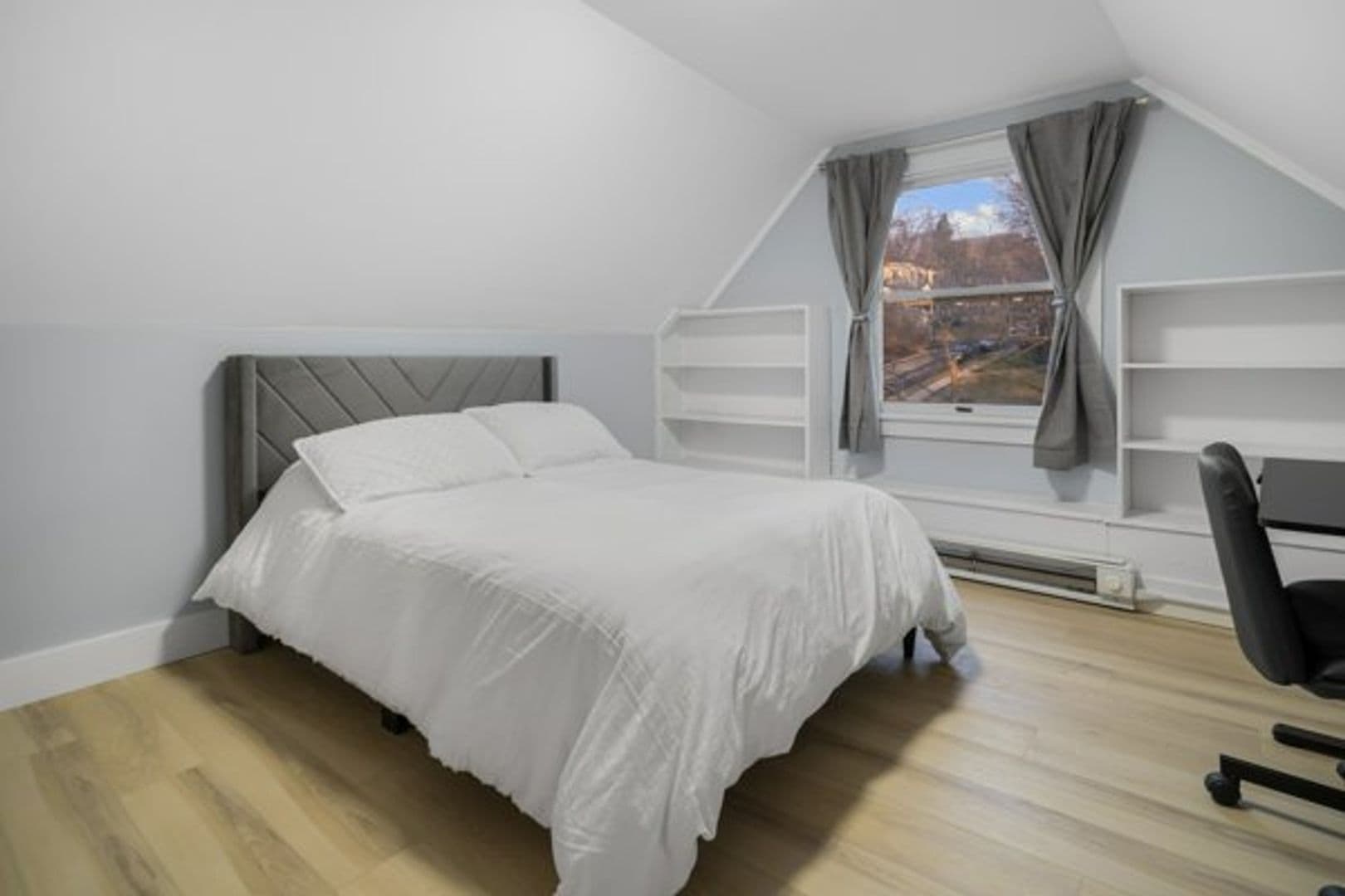 Ithaca Apartment: 504 Stewart Ave