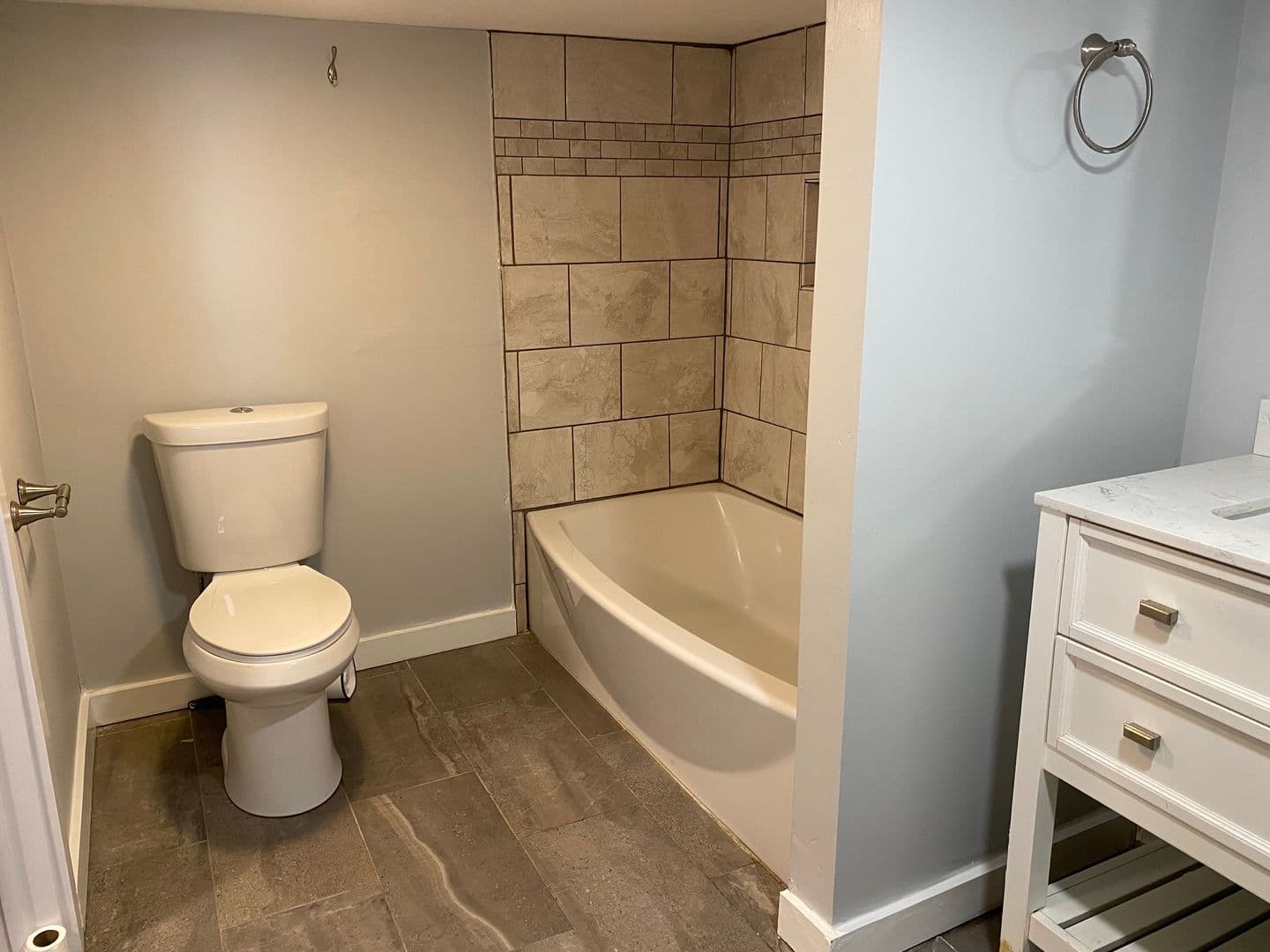 Ithaca Apartment: 1002 N. Aurora St.