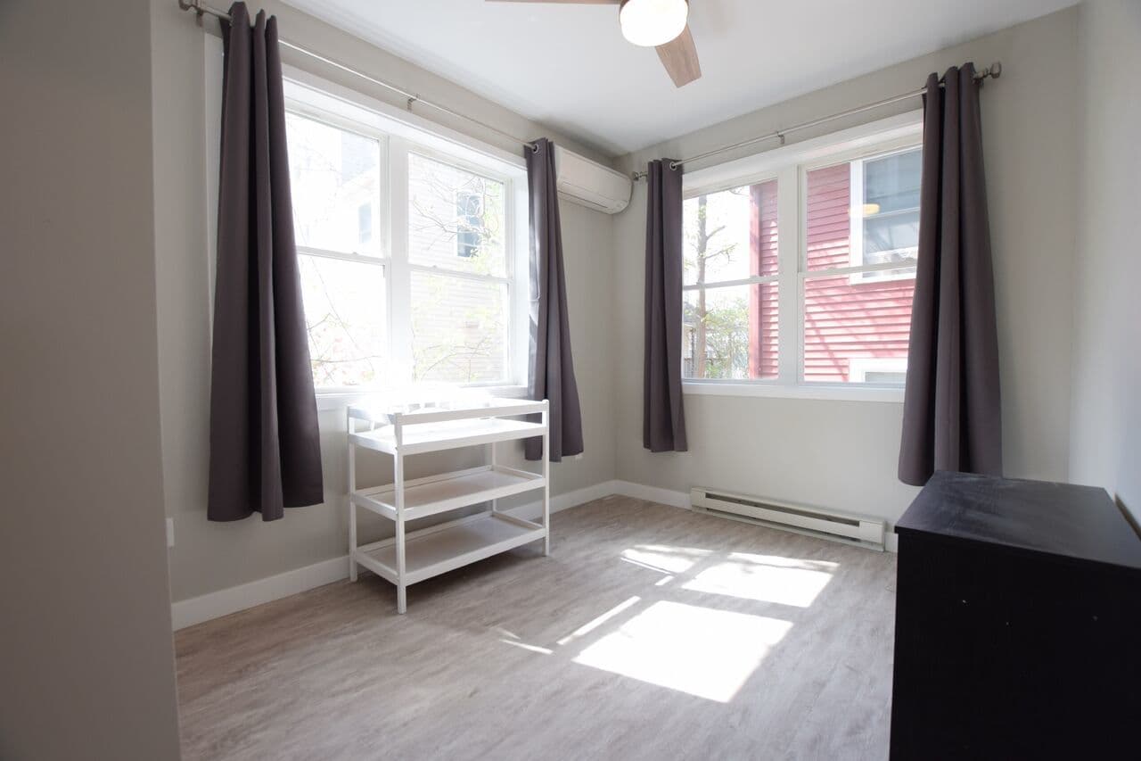 Ithaca Apartment: 217 Columbia St.
