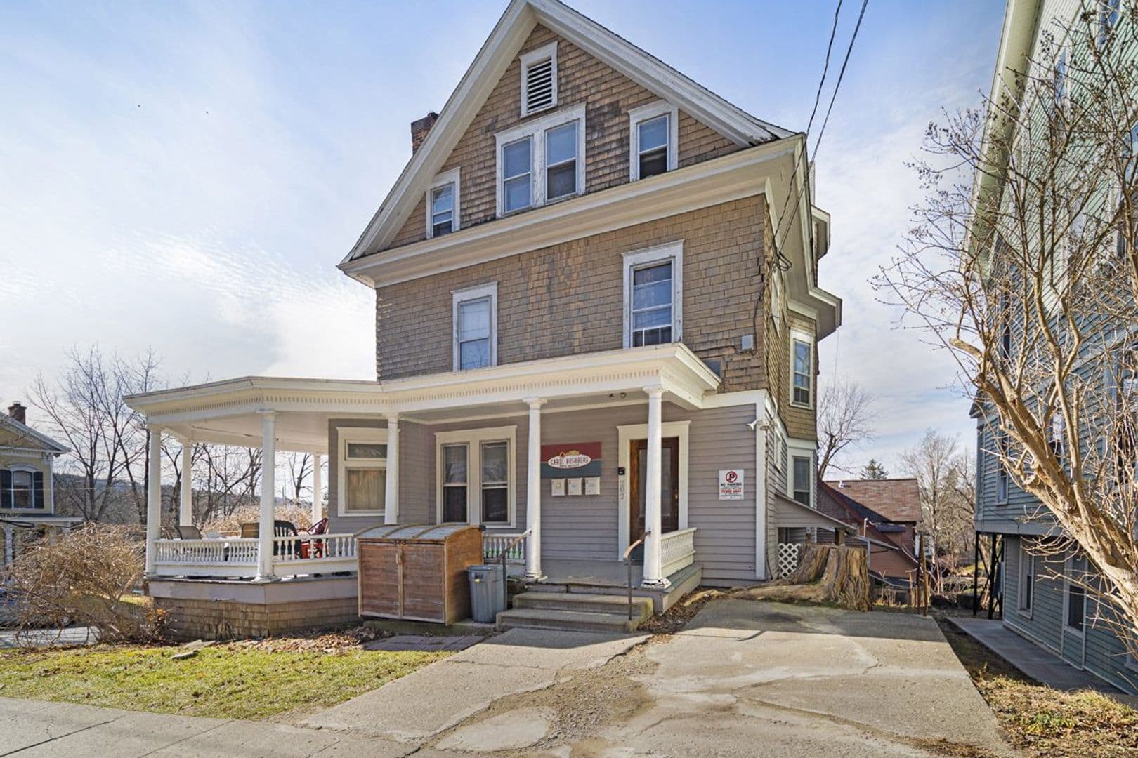 Ithaca Apartment: 202 Stewart Ave