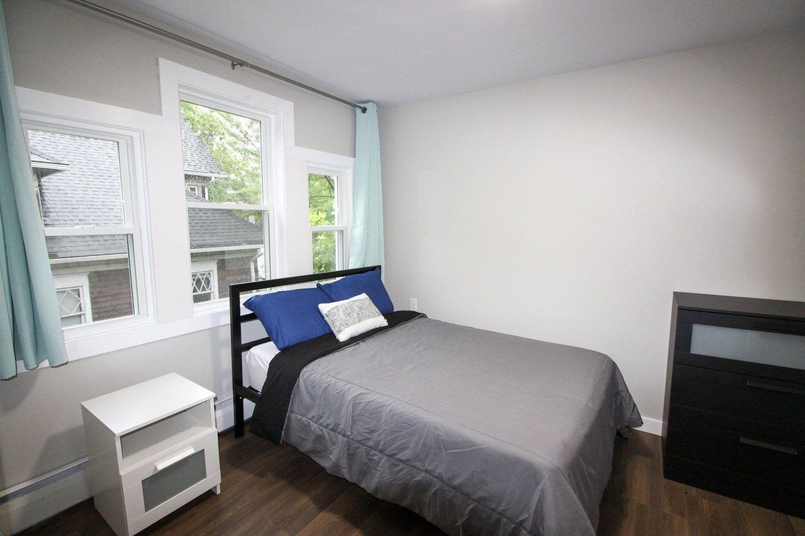 Ithaca Apartment: 522 Stewart Ave