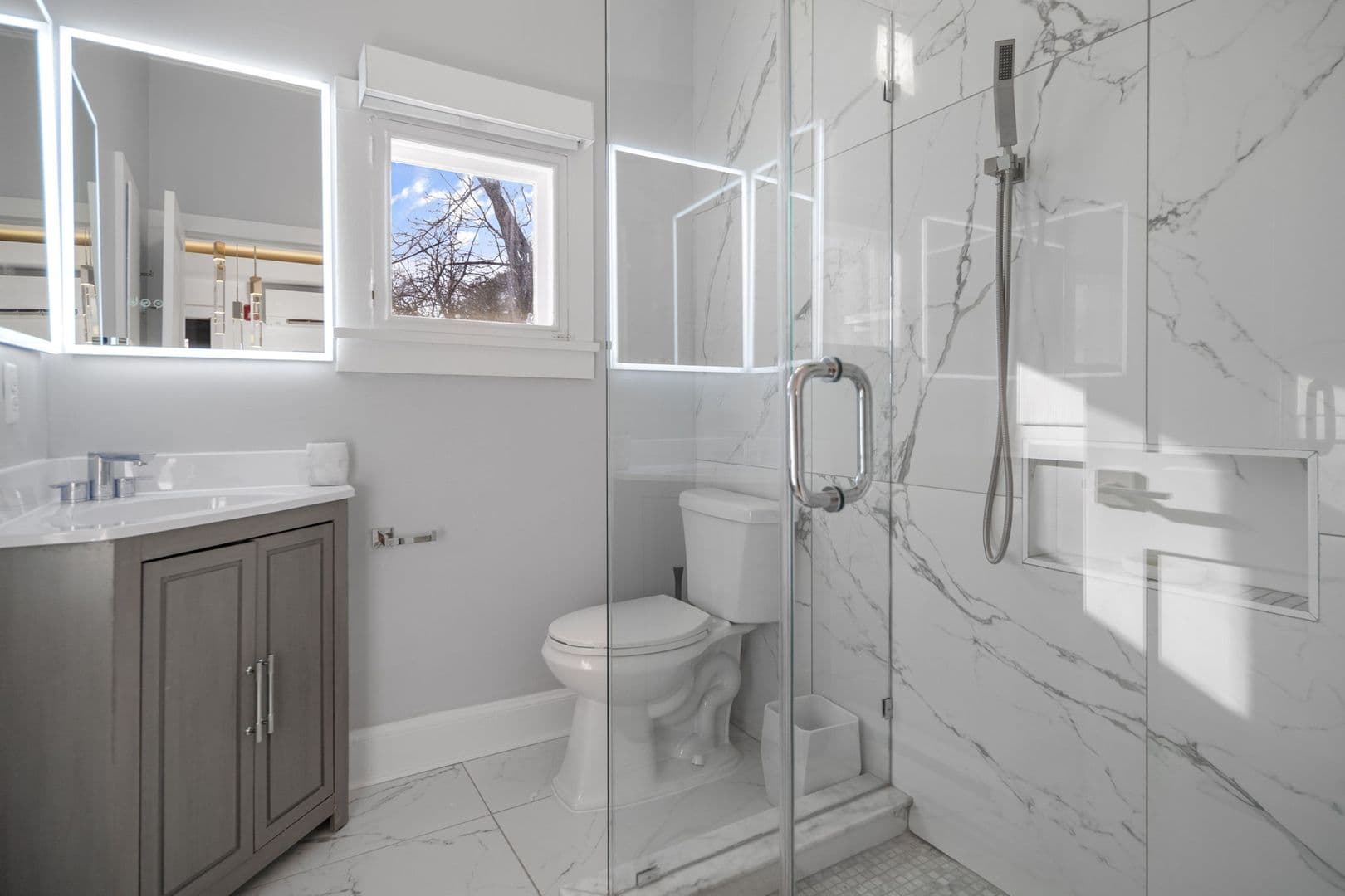 Ithaca Apartment: 504 Stewart Ave