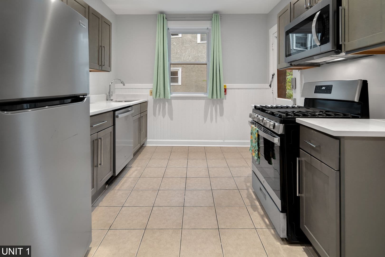 Ithaca Apartment: 710 Stewart Ave