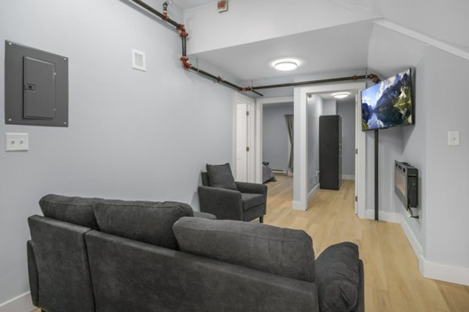 Ithaca Apartment: 504 Stewart Ave