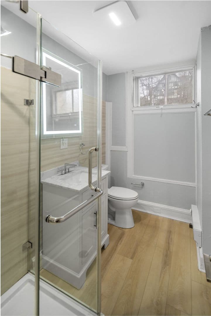 Ithaca Apartment: 504 Stewart Ave
