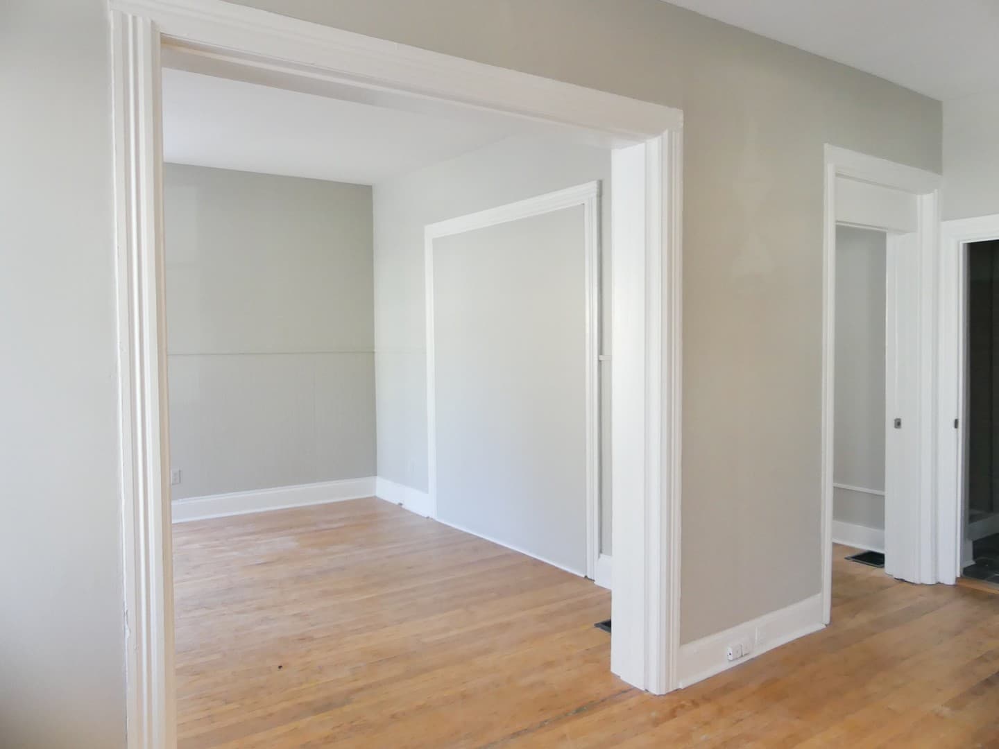 Ithaca Apartment: 313 Farm St.
