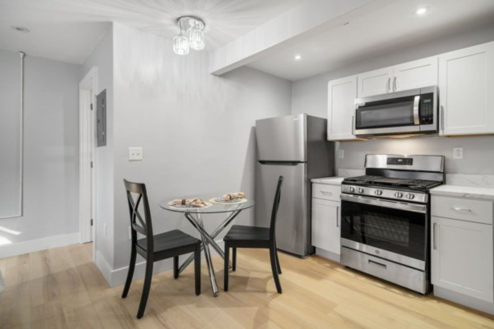 Ithaca Apartment: 504 Stewart Ave