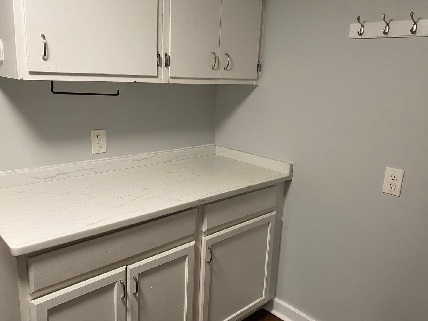 Ithaca Apartment: 1002 N. Aurora St.