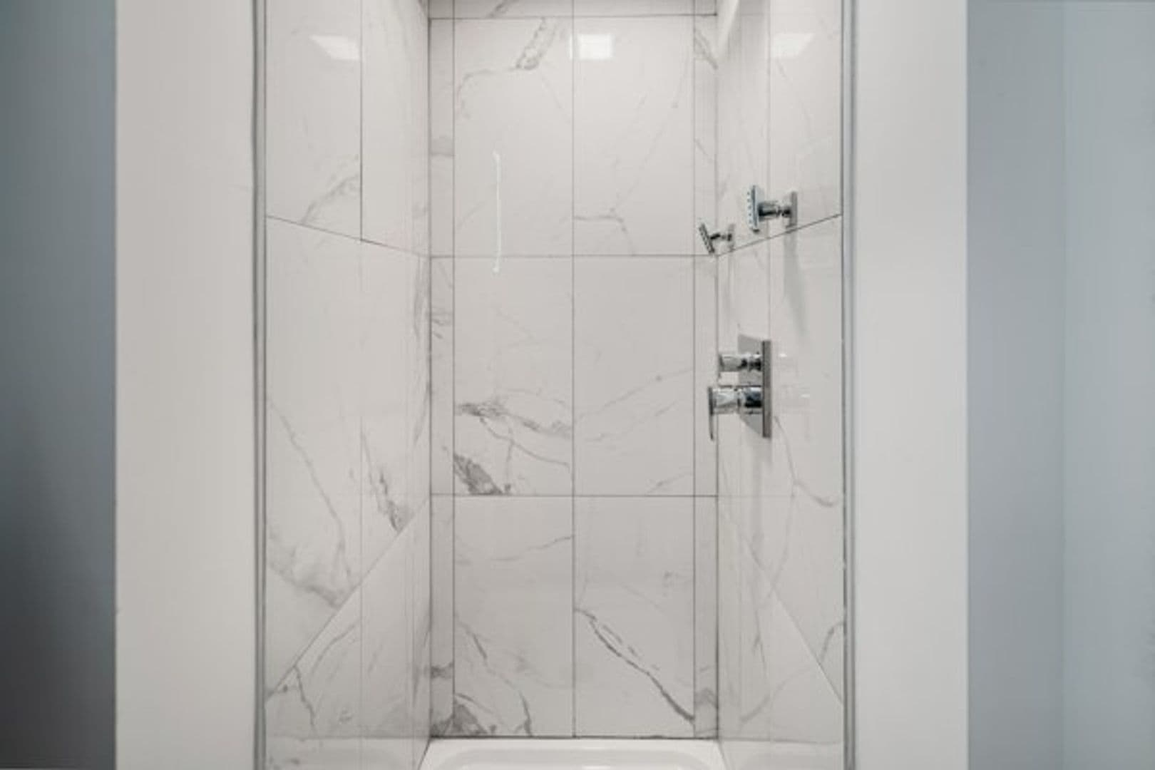 Ithaca Apartment: 702 E State St