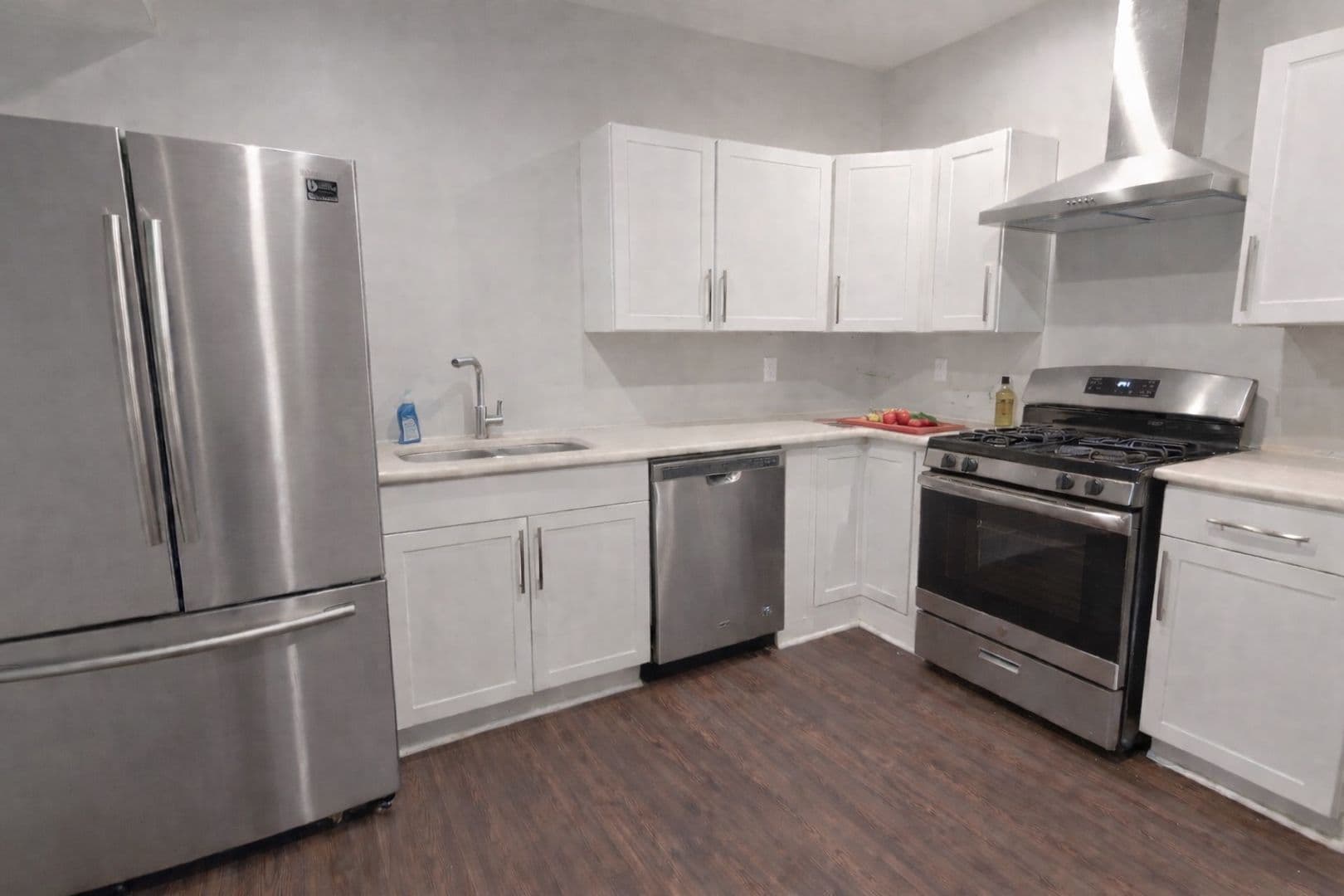 Ithaca Apartment: 609 E State St