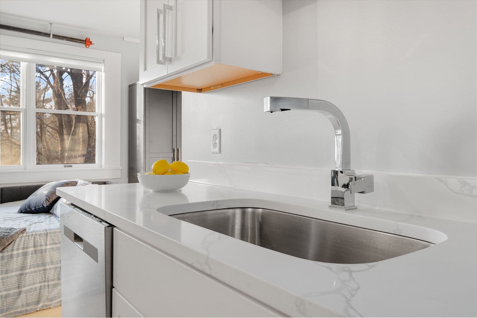 Ithaca Apartment: 504 Stewart Ave
