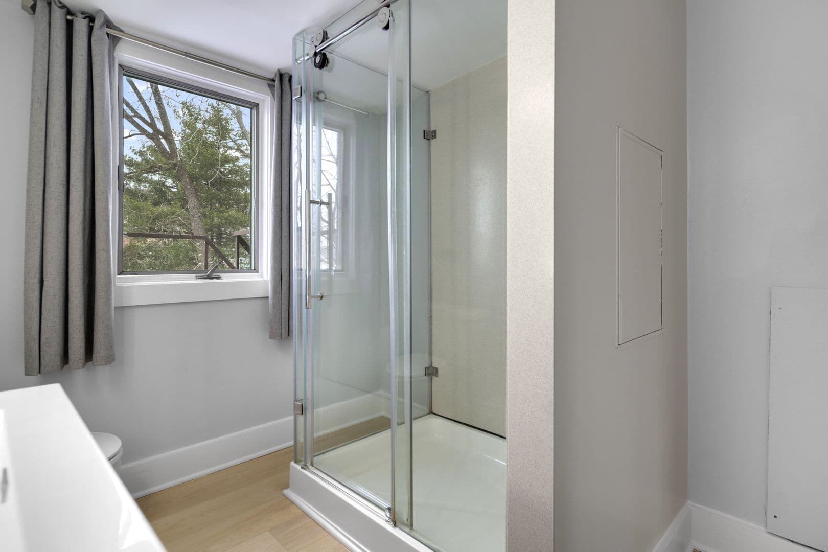 Ithaca Apartment: 104 Harvard Pl