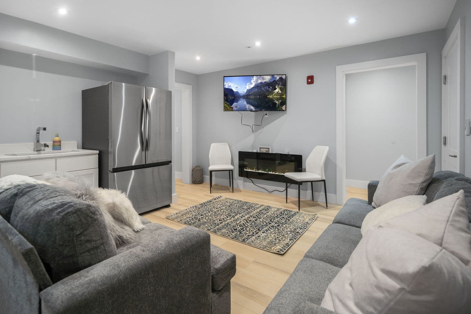 Ithaca Apartment: 200 Highland Ave