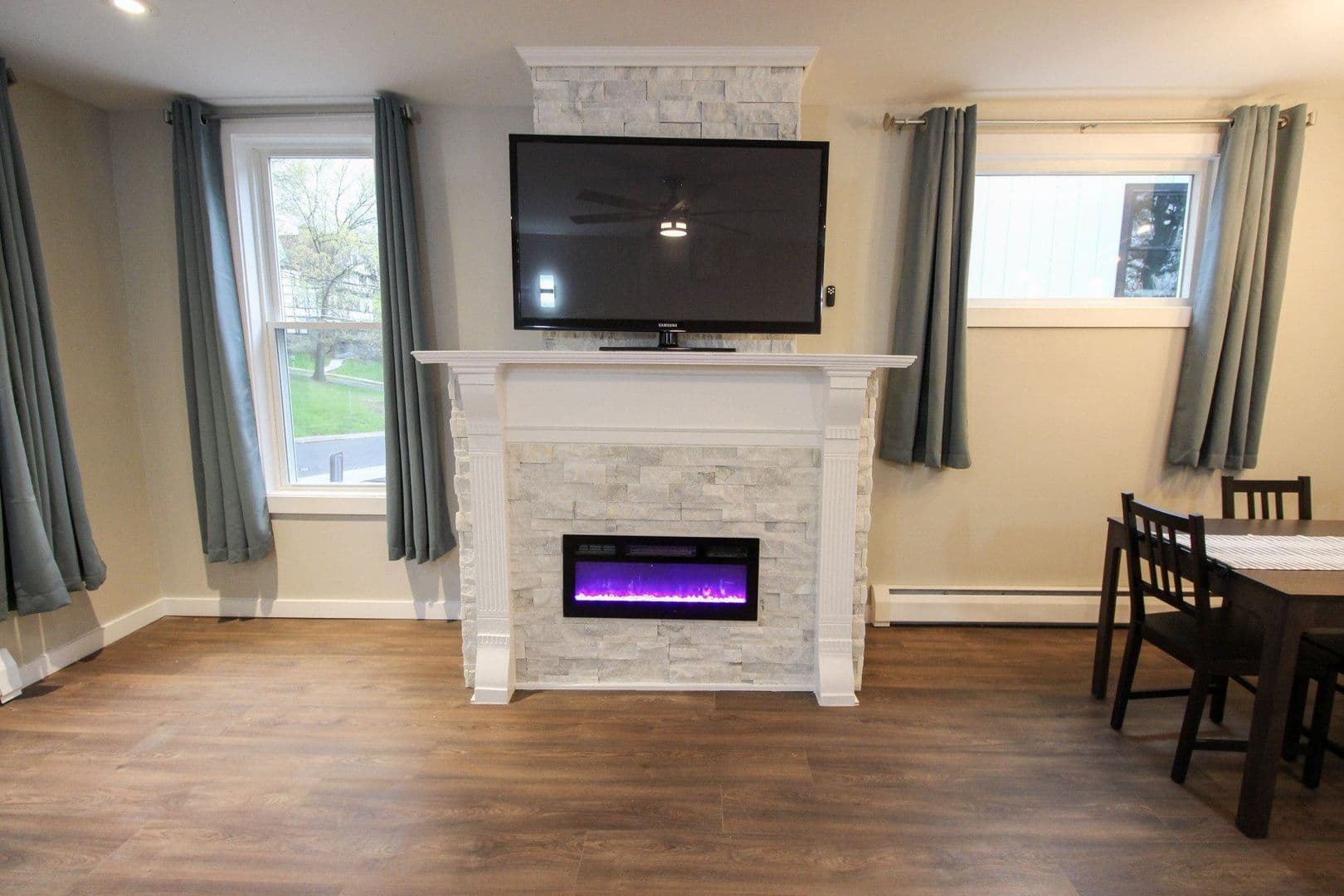Ithaca Apartment: 522 Stewart Ave