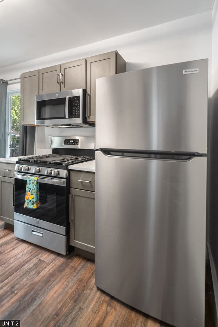 Ithaca Apartment: 109 Williams St