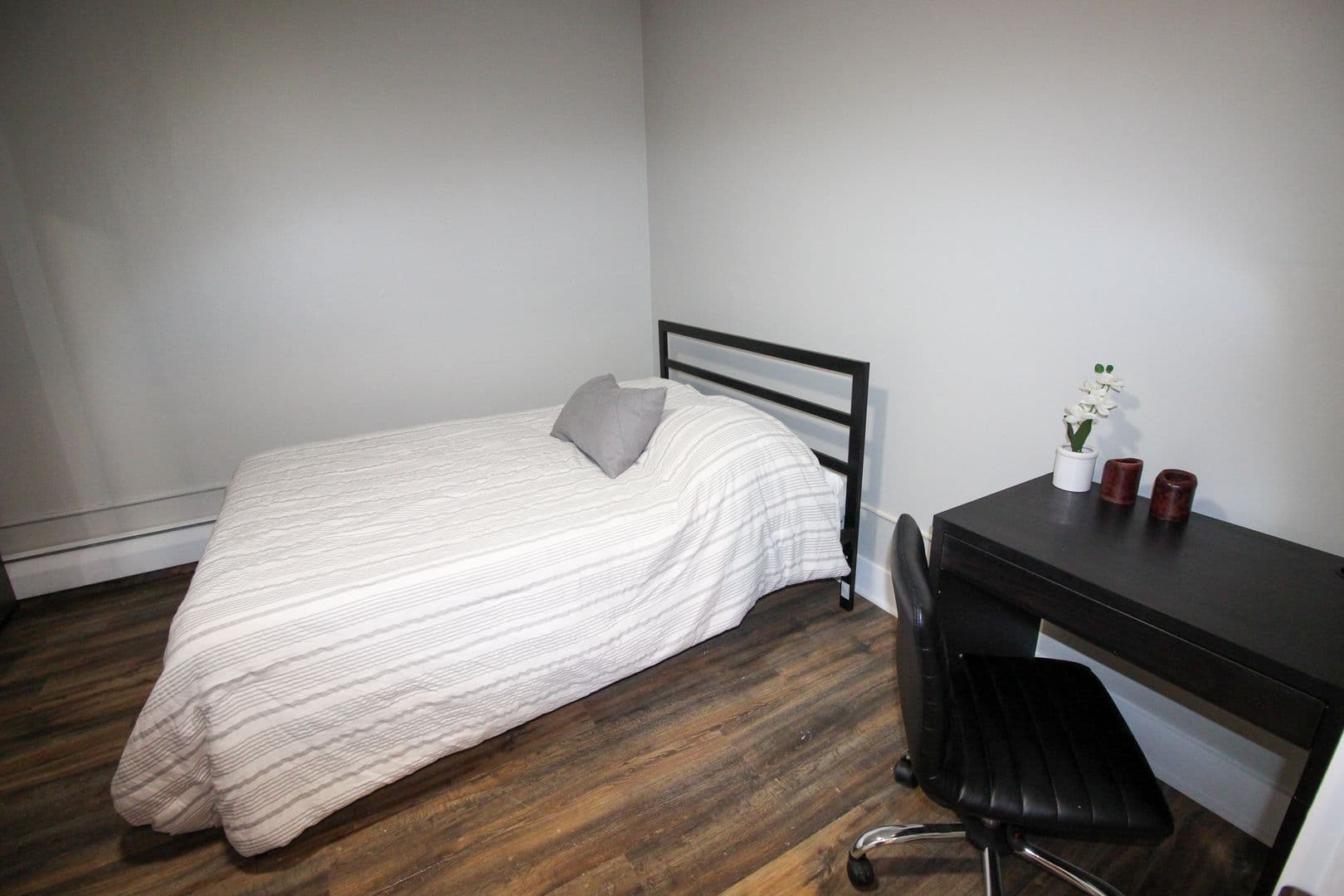 Ithaca Apartment: 522 Stewart Ave