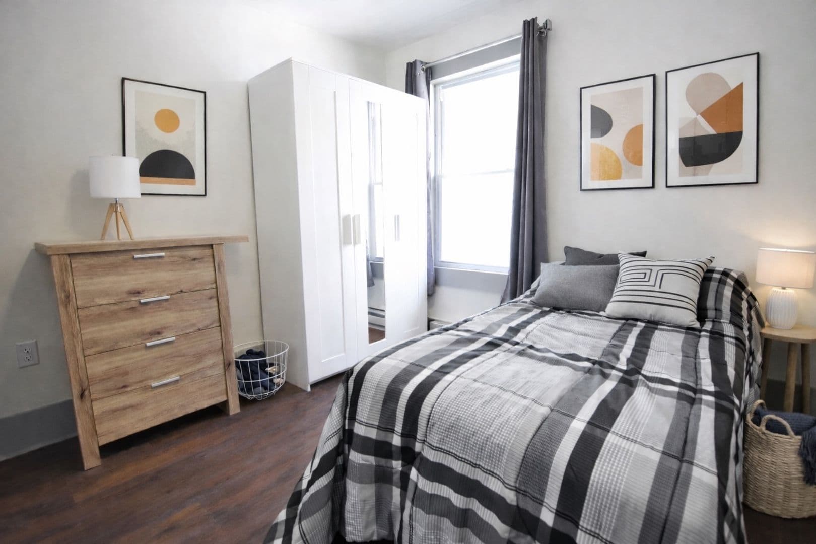 Ithaca Apartment: 306 Bryant Ave
