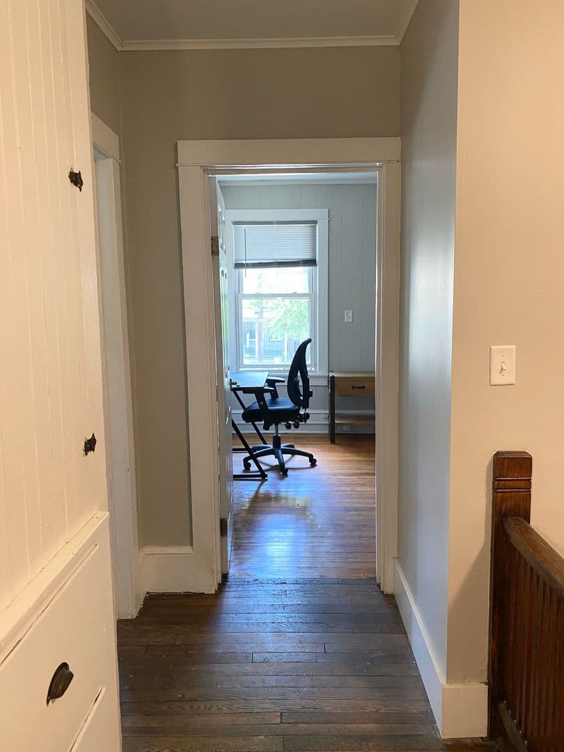 Ithaca Apartment: 609 E State St