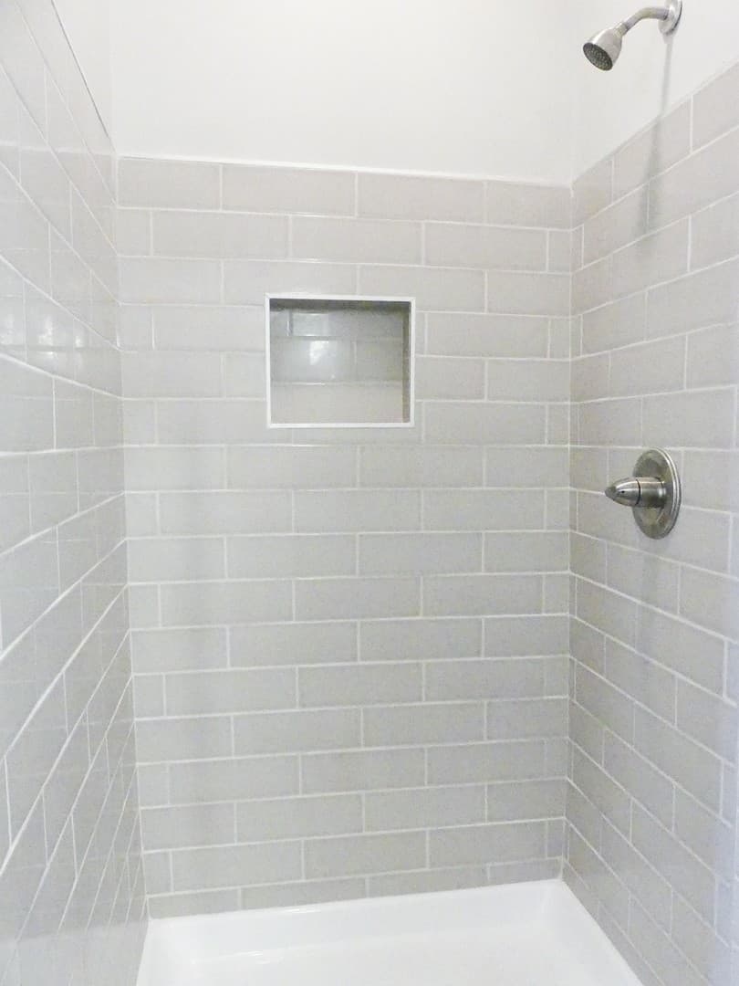 Ithaca Apartment: 313 Farm St.