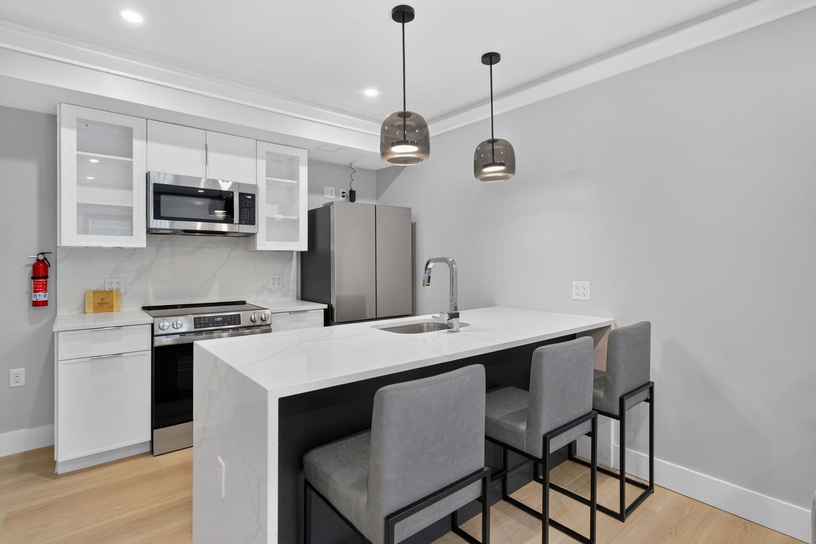 Ithaca Apartment: 201 Oak Avenue