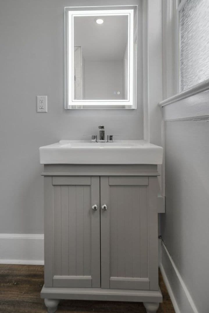 Ithaca Apartment: 105 Highland Place