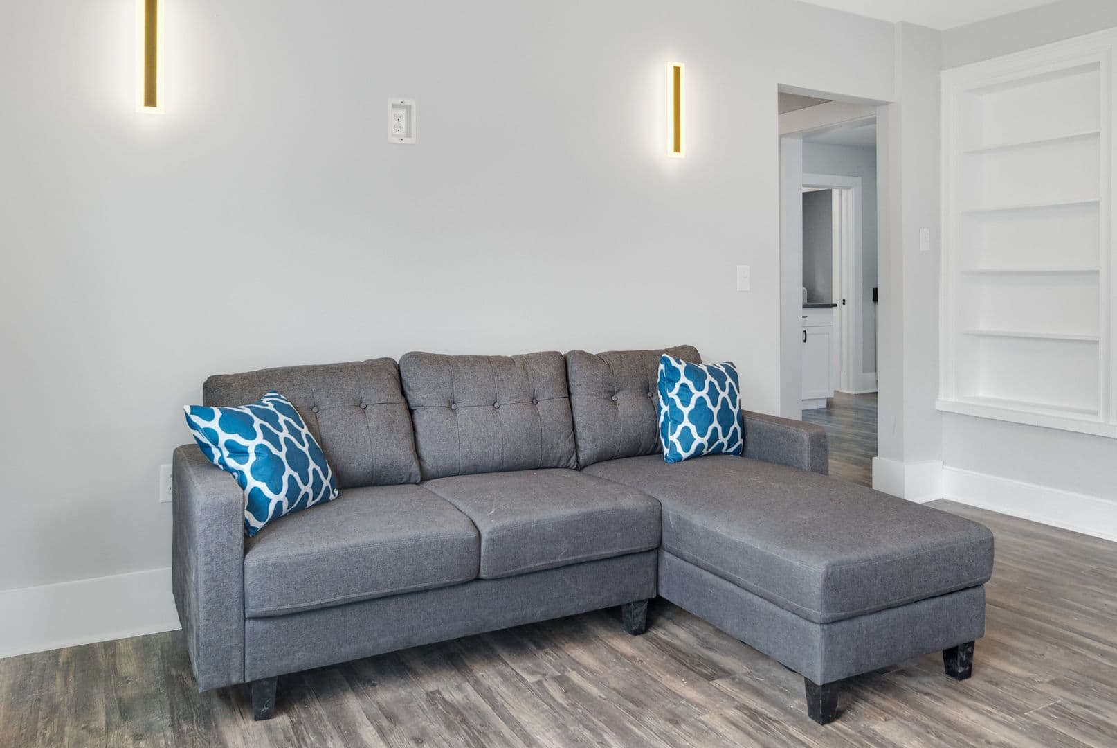 Ithaca Apartment: 1005 - 1007 N Aurora St