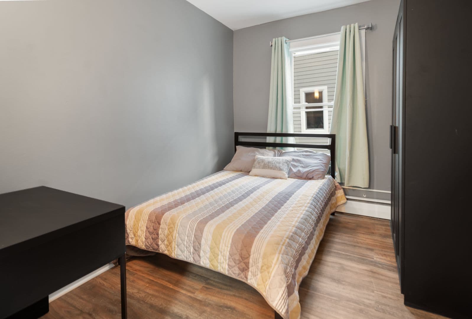 Ithaca Apartment: 518 Linn St