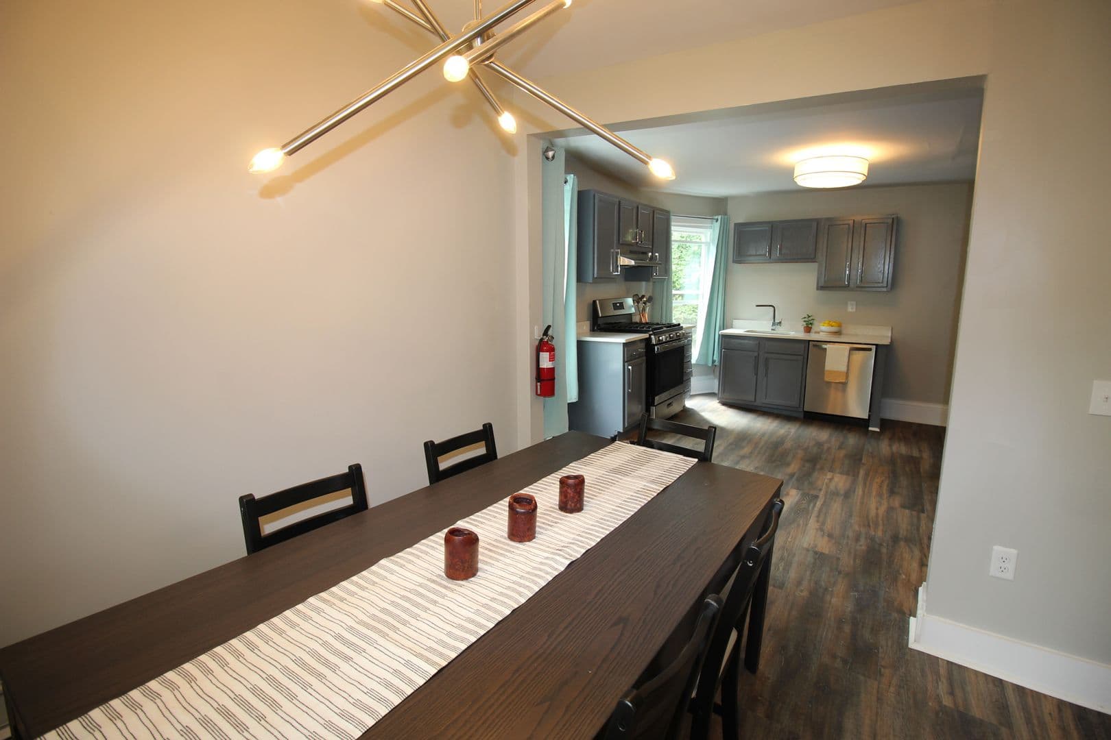 Ithaca Apartment: 522 Stewart Ave