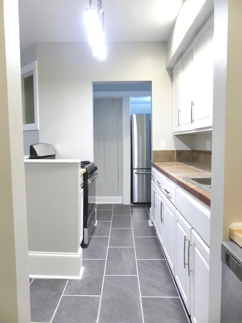 Ithaca Apartment: 609 E State St